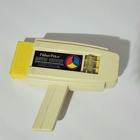 Vintage Fisher price movie viewer - Picture 2 of 4